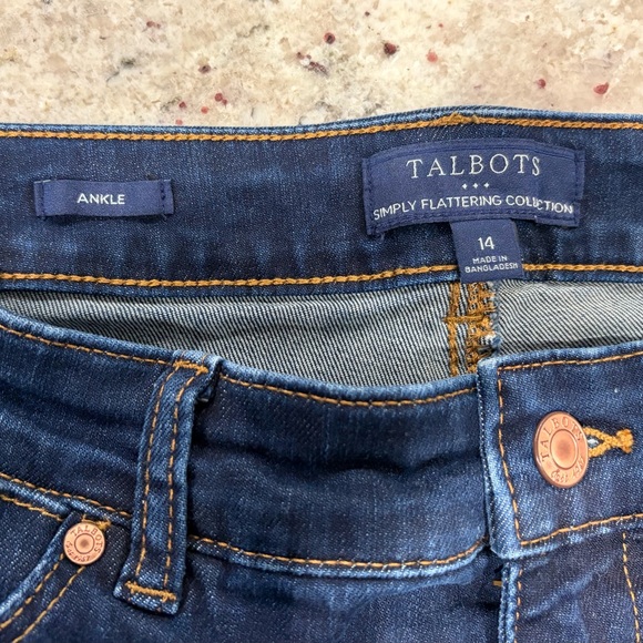 Talbots Simply Flattering 5-pocket Ankle length Jeans Size 14 - Picture 3 of 5